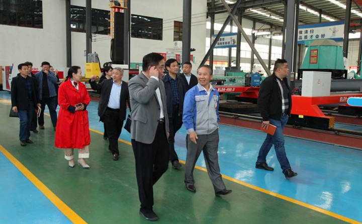 張局長指出，企業(yè)家要有三個思想支點